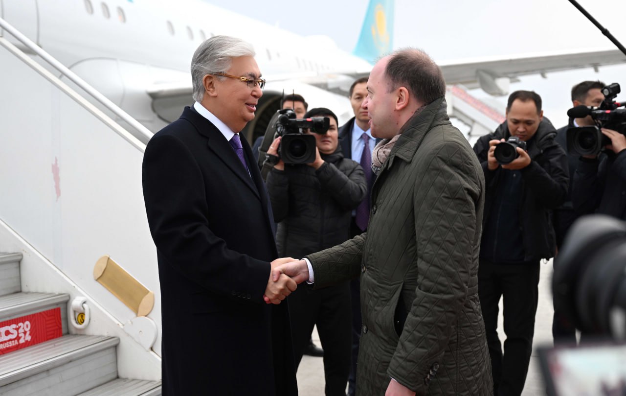 President of Kazakhstan touches down in Russia's Kazan to attend BRICS summit