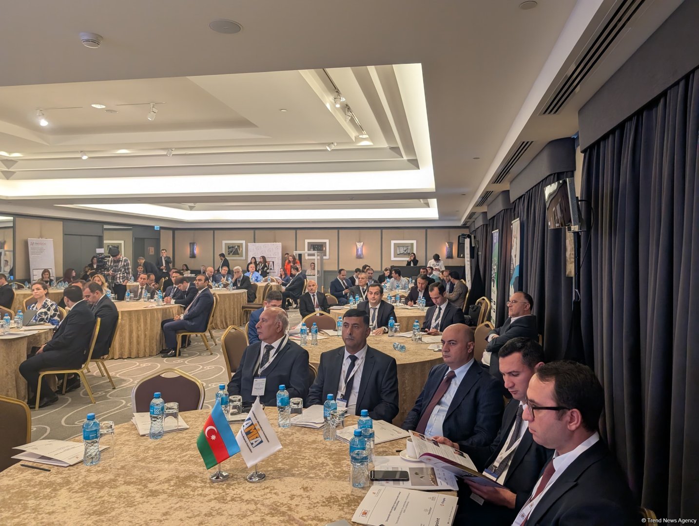 Azerbaijan's Baku hosts conference on microfinance (PHOTO)