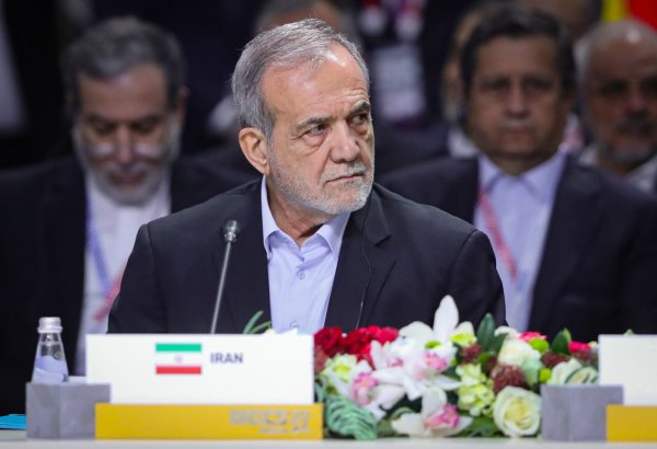 Iran supports number of joint initiatives within D8 group - President Pezeshkian
