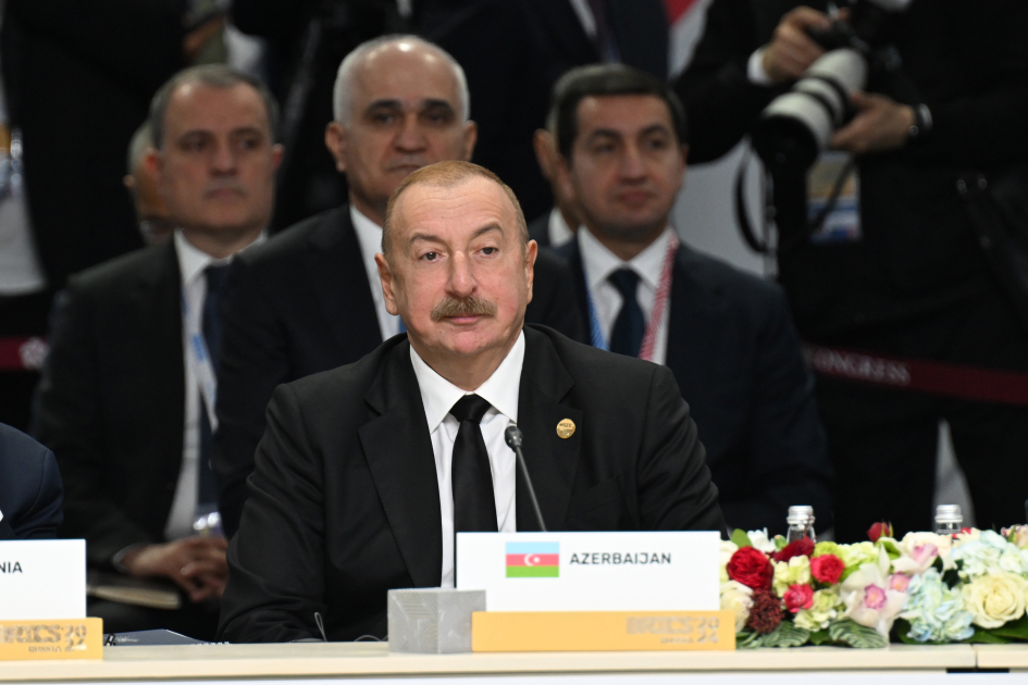 Президент Ильхам Алиев принял участие в первом пленарном заседании формата Аутрич / БРИКС+ XVI Саммита БРИКС в Казани (ФОТО/ВИДЕО)