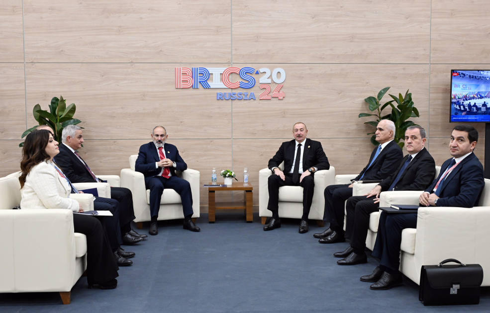 Azerbaijani, Armenian FMs instructed to continue bilateral negotiations on finalizing peace agreement in shortest possible period