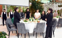 С участием детей шехидов состоялась акция по посадке деревьев (ФОТО)