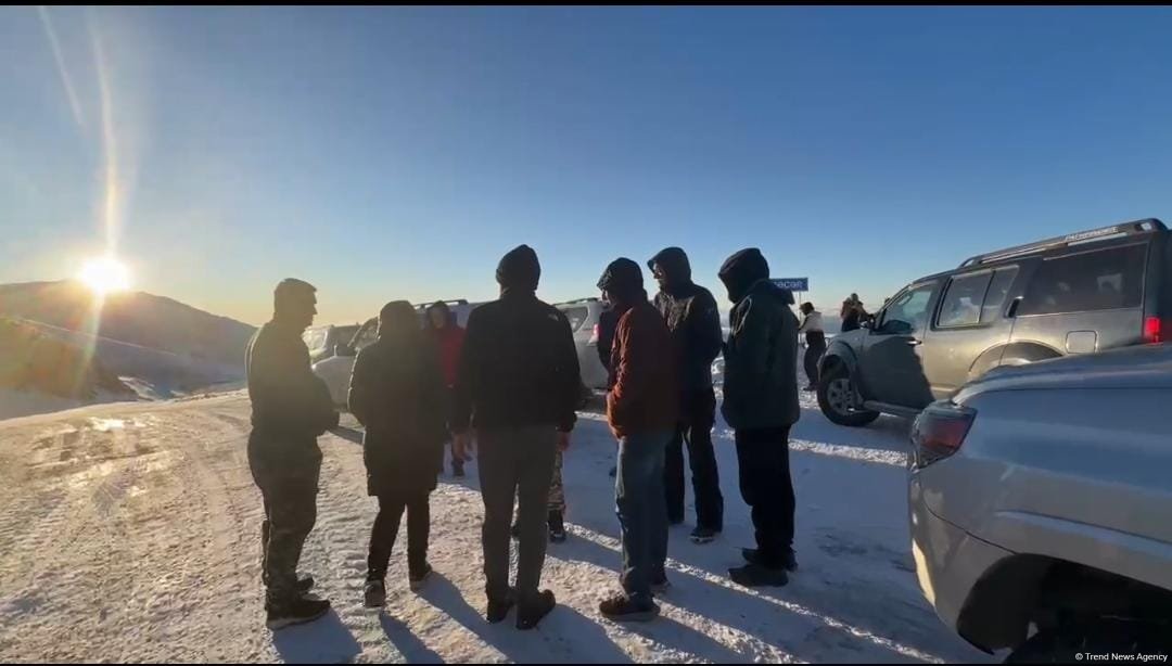Международные путешественники совершили поездку в Кяльбаджар и Лачин (ФОТО)