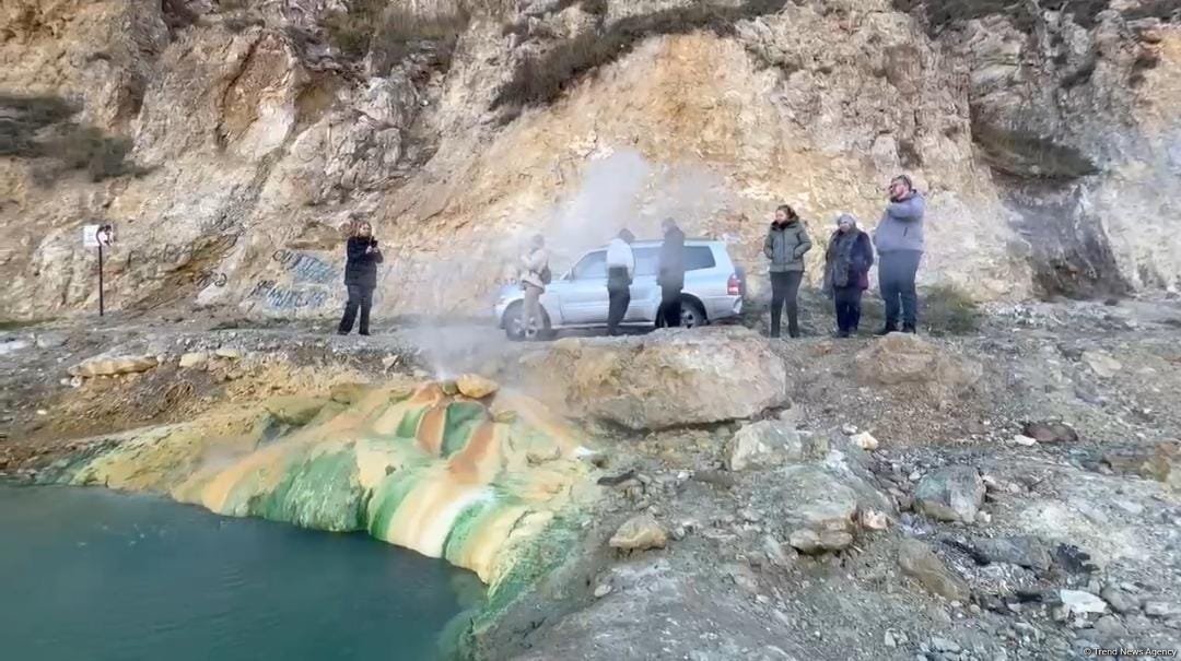 Международные путешественники совершили поездку в Кяльбаджар и Лачин (ФОТО)