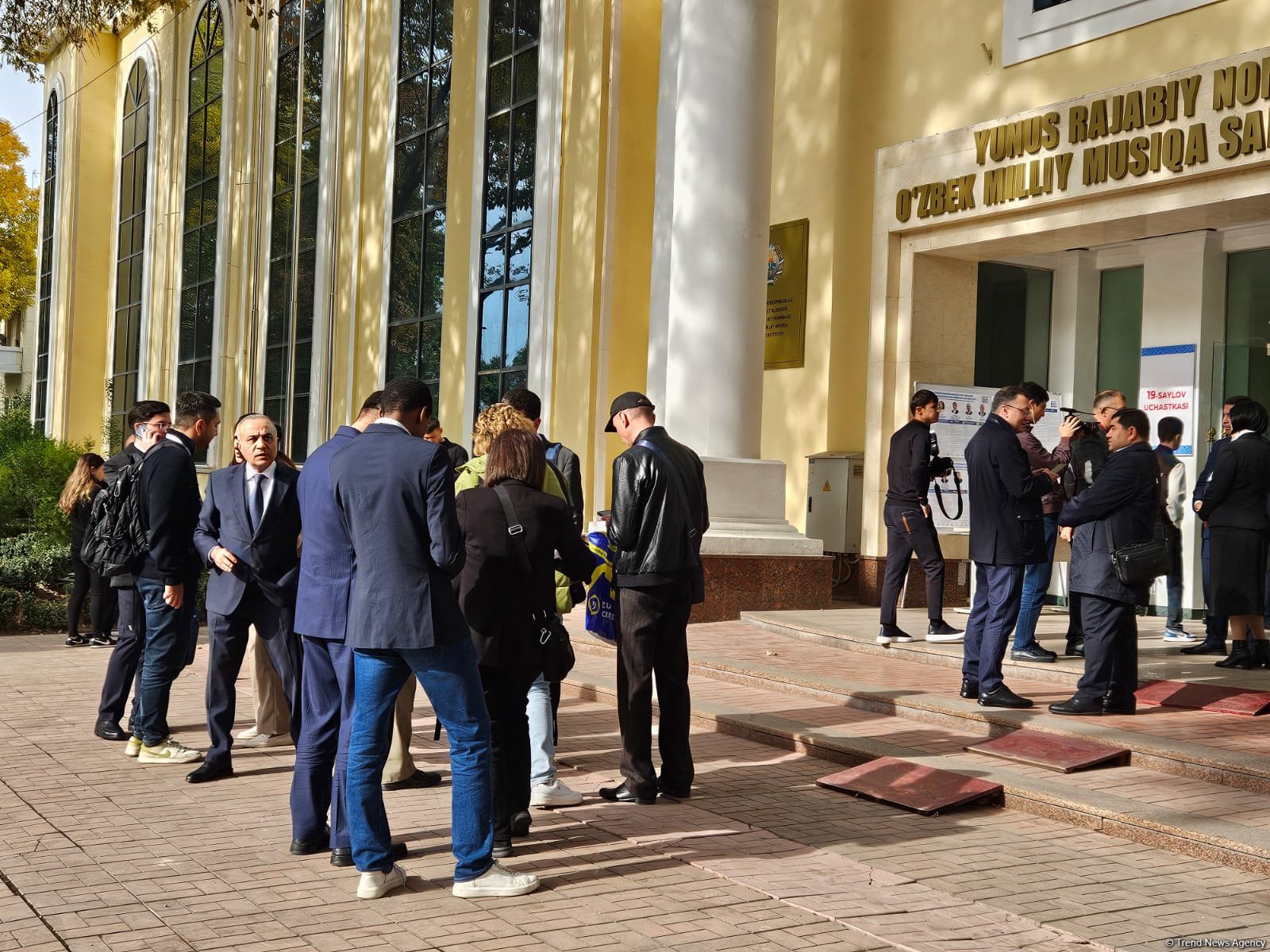 Голосование на выборах в Узбекистане прошло активно - мнение наблюдателей (ФОТО)