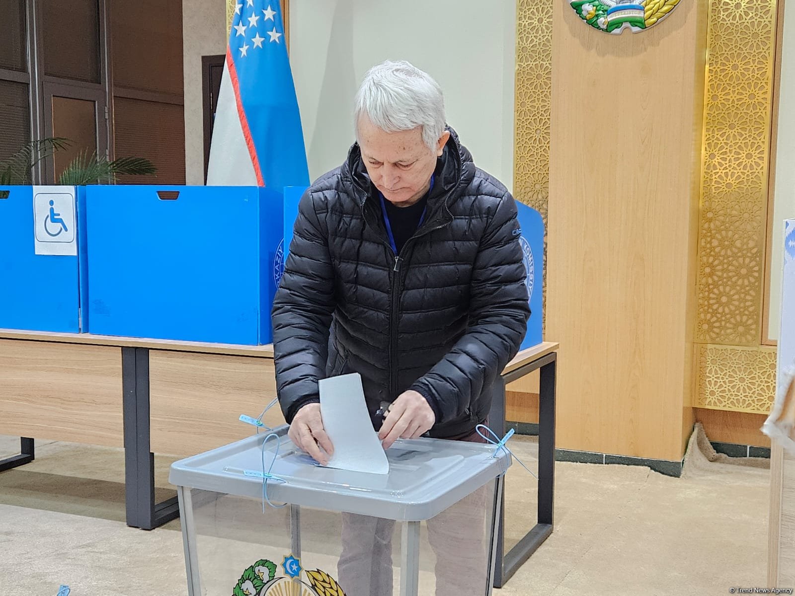 В Узбекистане состоялись парламентские выборы (ФОТО)