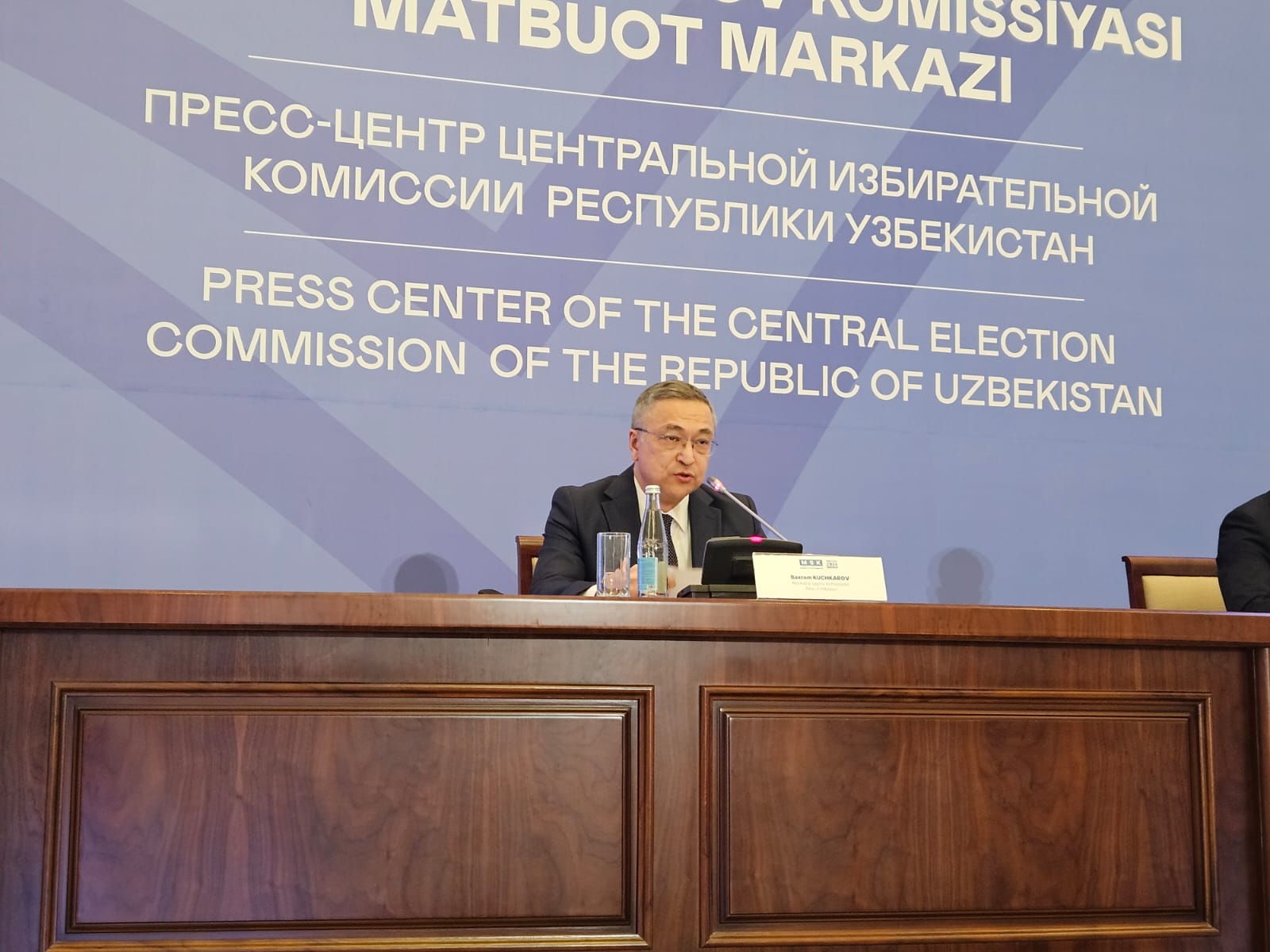 Явка на парламентских выборах Узбекистана на 15:00 составила 62,7% - ЦИК