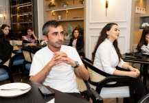 Azercell's "Book Club" brings literature enthusiasts together (PHOTO)