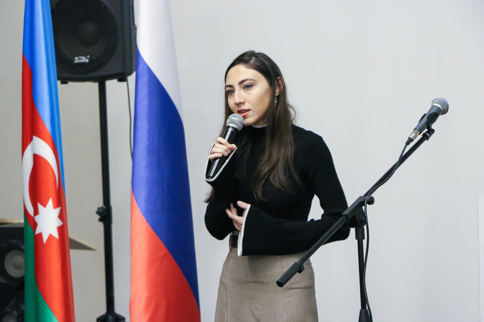 Свободно мчится песнь моя... Лермонтовский вечер в Баку (ФОТО)