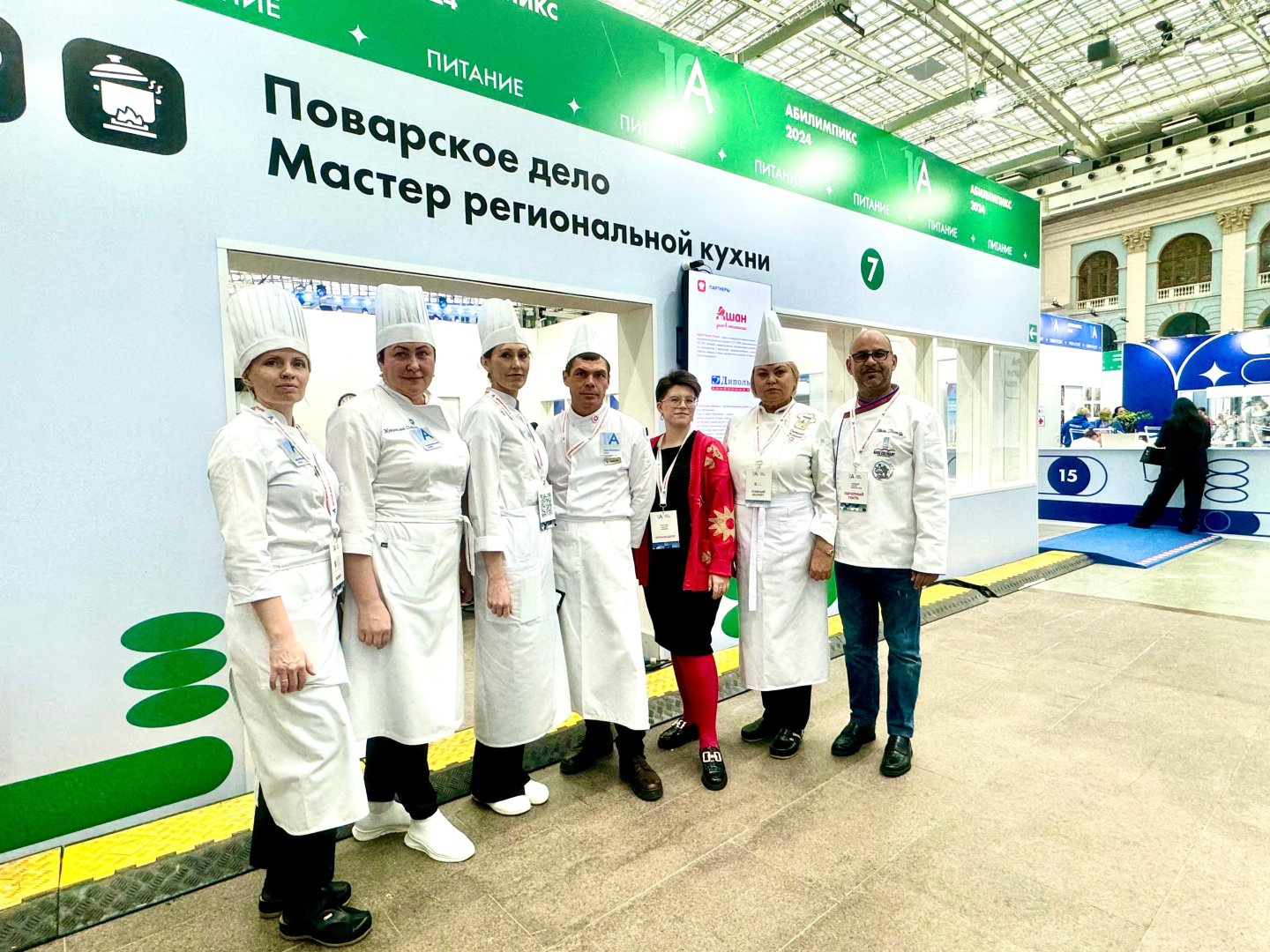 Азербайджанский кулинар стала победителем международного чемпионата "Абилимпикс"  (ФОТО)