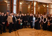 Юсиф Эйвазов вместе с родным коллективом представил произведения классиков (ФОТО)
