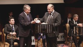 В Баку состоялся творческий вечер известного гармониста Низами Аскерова (ФОТО)