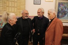 Когда надежда творит чудеса… Очарование экспозиции работ Сакины З.Багировой под классическую музыку (ФОТО)