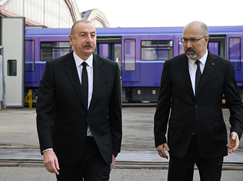 President Ilham Aliyev inspects new-generation metro trains assembled in Baku (PHOTO/VIDEO)