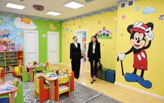First VP Mehriban Aliyeva and family members inspect conditions created in kindergarten-nursery after renovation in Baku (PHOTO/VIDEO)