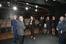 Первый вице-президент Мехрибан Алиева побывала в Азербайджанском государственном театре пантомимы (ФОТО/ВИДЕО)