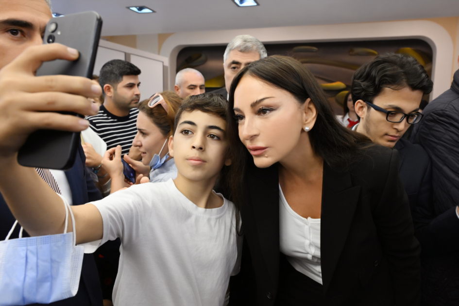 First Vice-President Mehriban Aliyeva visits Thalassemia Center (PHOTO/VIDEO)