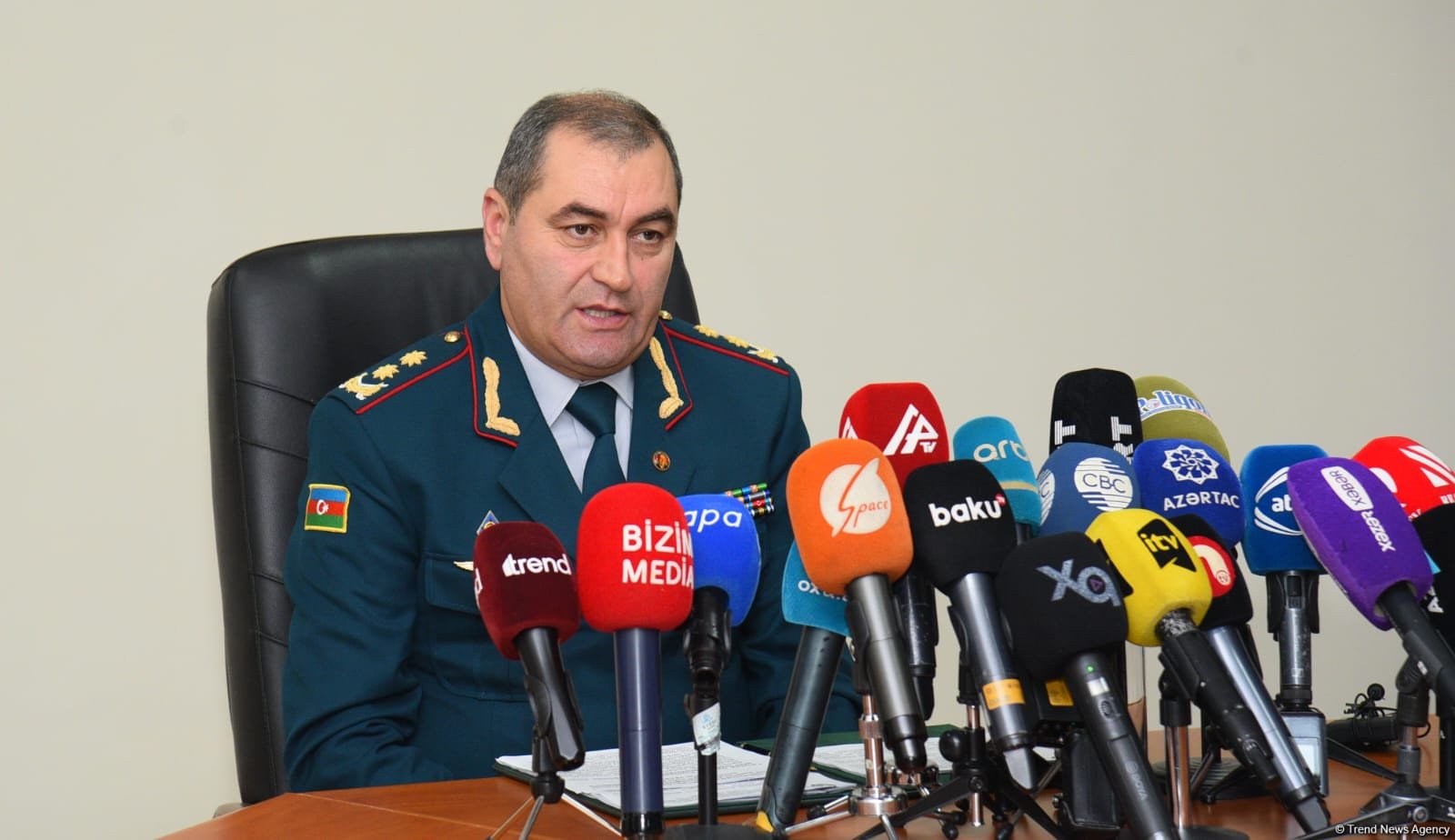 Объявлено число "нежелательных лиц", не допущенных в Азербайджан