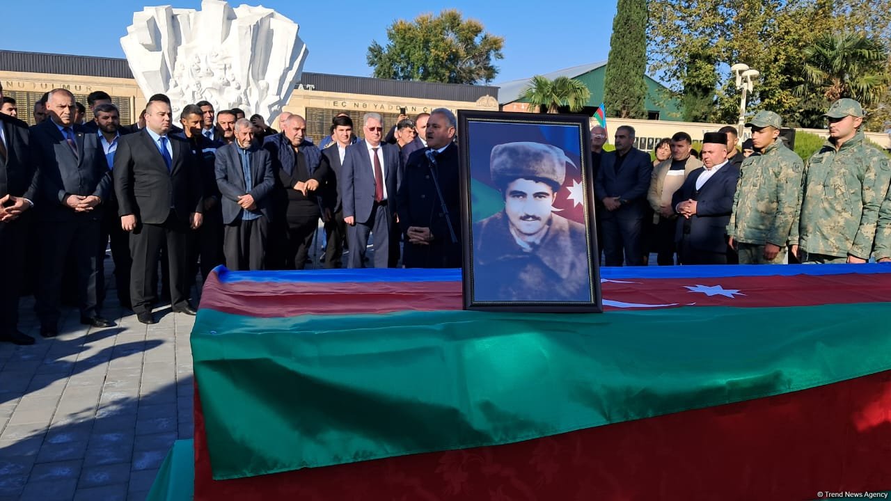В городе Тертер захоронены останки шехида I Карабахской войны Мохуббата Мустафаева (ФОТО)