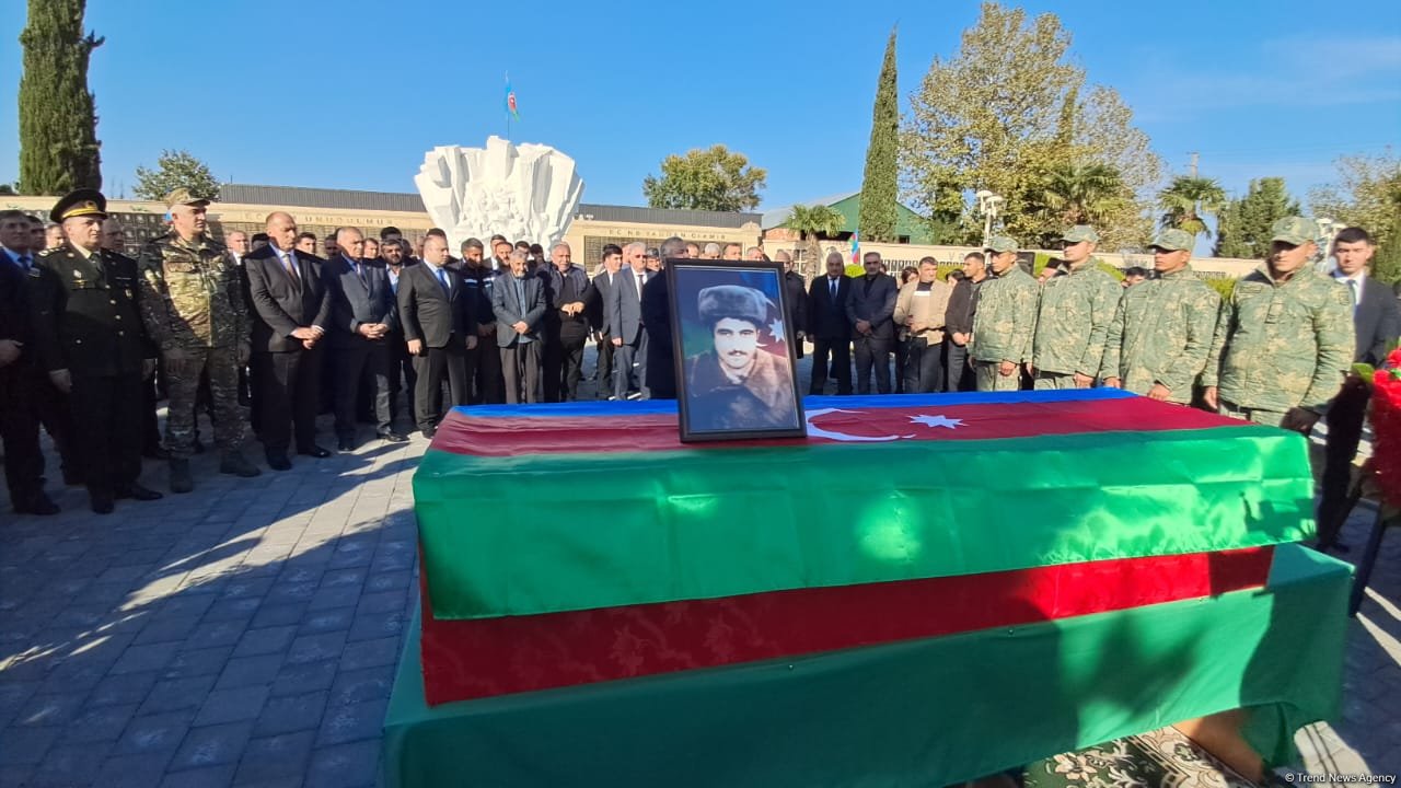 В городе Тертер захоронены останки шехида I Карабахской войны Мохуббата Мустафаева (ФОТО)