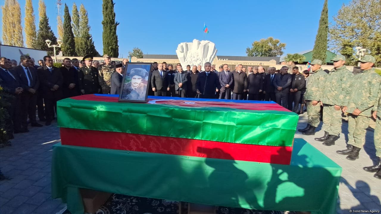 В городе Тертер захоронены останки шехида I Карабахской войны Мохуббата Мустафаева (ФОТО)