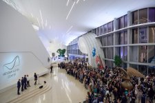 В Центре Гейдара Алиева открылась выставка «Равновесие в природе» Лоренцо Куинна  (ФОТО)