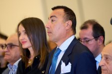 В Центре Гейдара Алиева открылась выставка «Равновесие в природе» Лоренцо Куинна  (ФОТО)