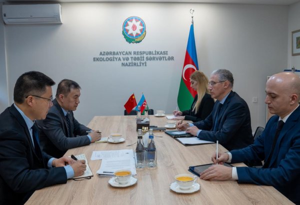 Azerbaijan's ecology minister discusses COP29 with China's Charge d'Affaires