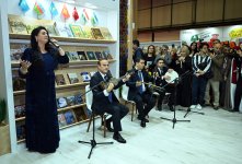 Азербайджан представлен на 41-й Стамбульской международной книжной ярмарке  (ФОТО)