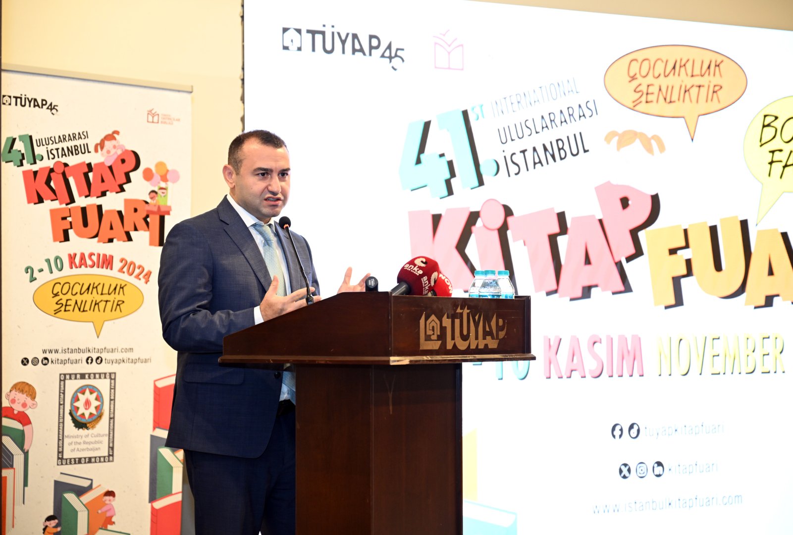 Азербайджан представлен на 41-й Стамбульской международной книжной ярмарке  (ФОТО)