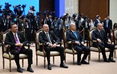 Президент Ильхам Алиев принял участие в церемонии награждения премьер-министра Венгрии в Бишкеке (ФОТО/ВИДЕО)