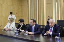 Состоялся круглый стол "Информационная война: суть и цели информационных атак против Азербайджана в преддверии COP29" (ФОТО)