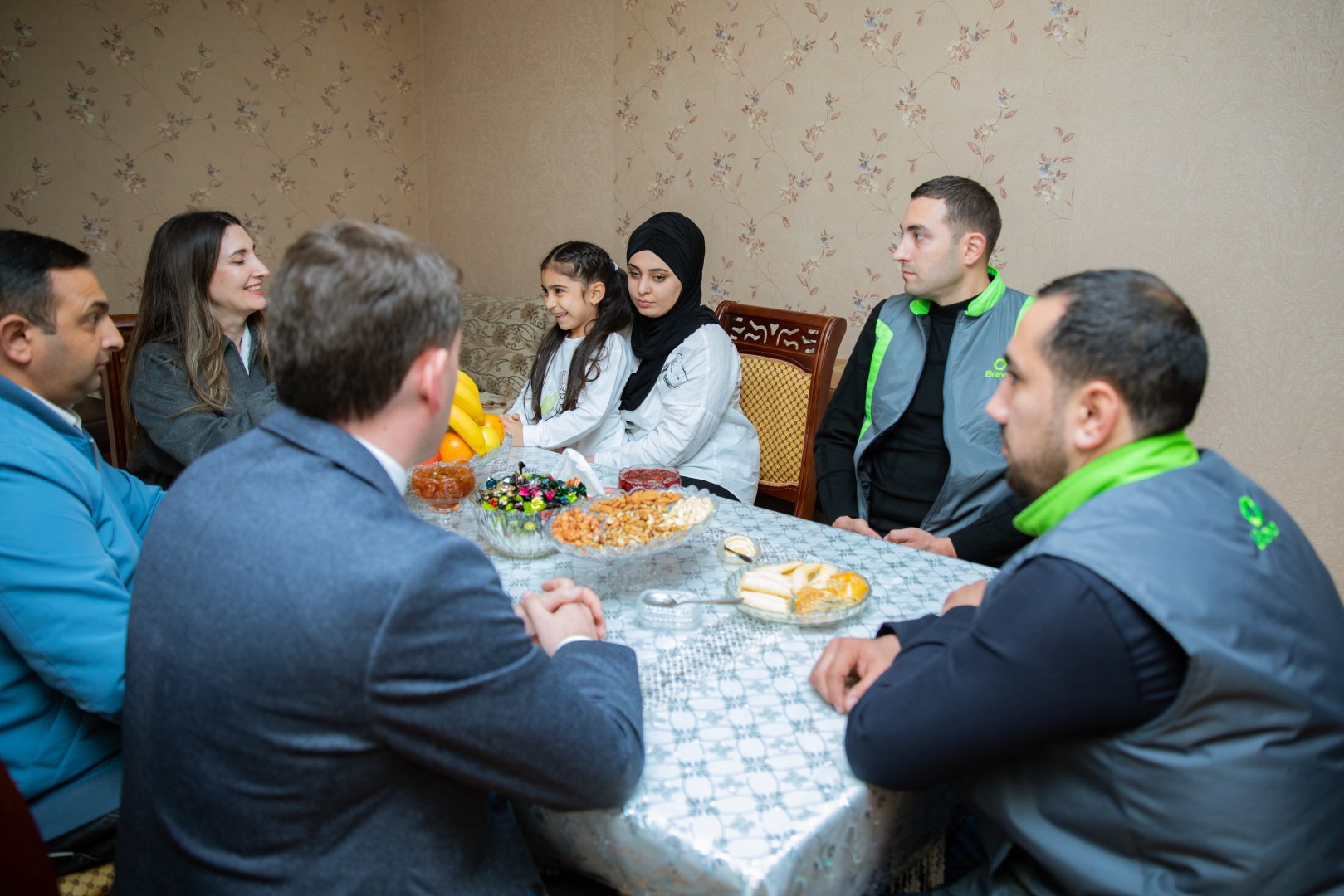 PASHA Holding предоставил праздничные подарки семьям шехидов (ФОТО)