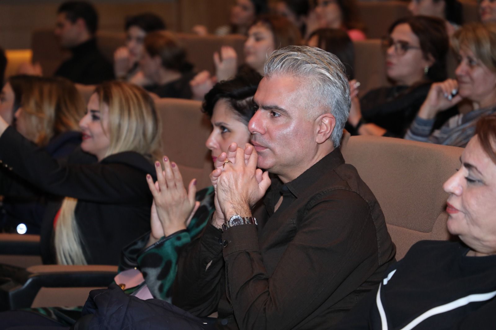 В Баку состоялась премьера фильма "В тени моего отца", посвященная памяти шехидов Карабахской войны и их детям (ВИДЕО, ФОТО)