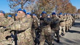 В Ханкенди прошло шествие по случаю Дня Победы (ФОТО/ВИДЕО)