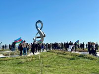 Кадры с открывшегося сегодня в Баку Парка Победы (ФОТО/ВИДЕО)