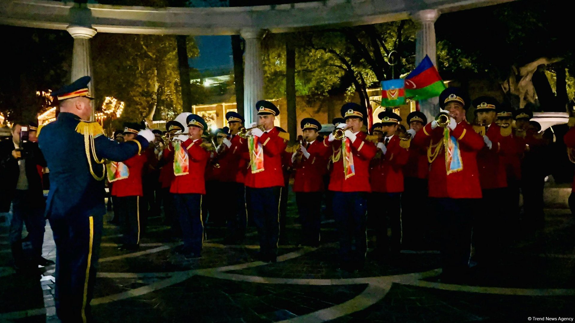 На Площади Фонтанов в Баку состоялись показательные выступления военных оркестров (ФОТО/ВИДЕО)