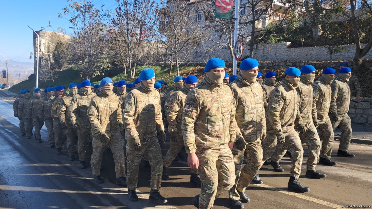 В городе Шуша прошло шествие по случаю 8 ноября - Дня Победы (ФОТО)