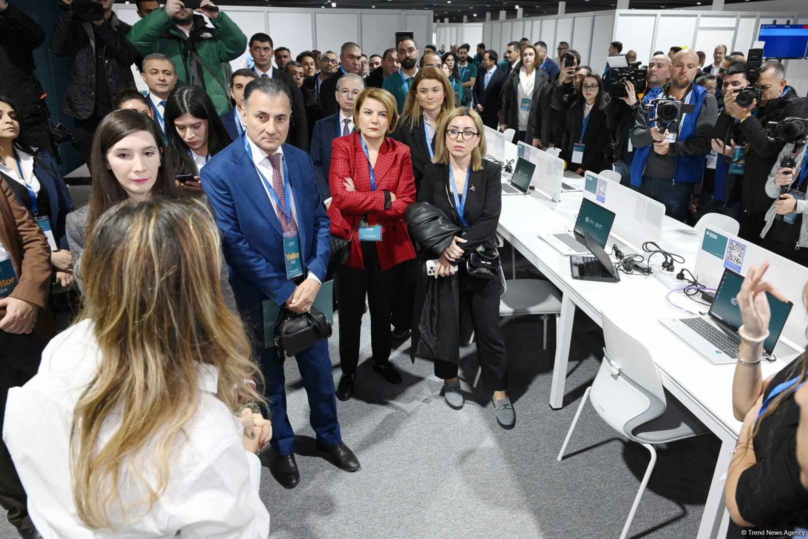 Представители СМИ ознакомились с завершительными работами в рамках COP29 (ФОТО)