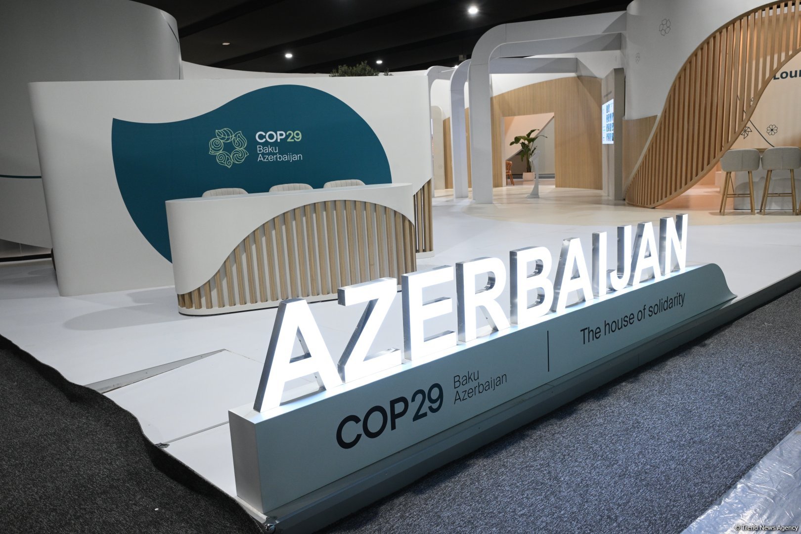 Представители СМИ ознакомились с завершительными работами в рамках COP29 (ФОТО)