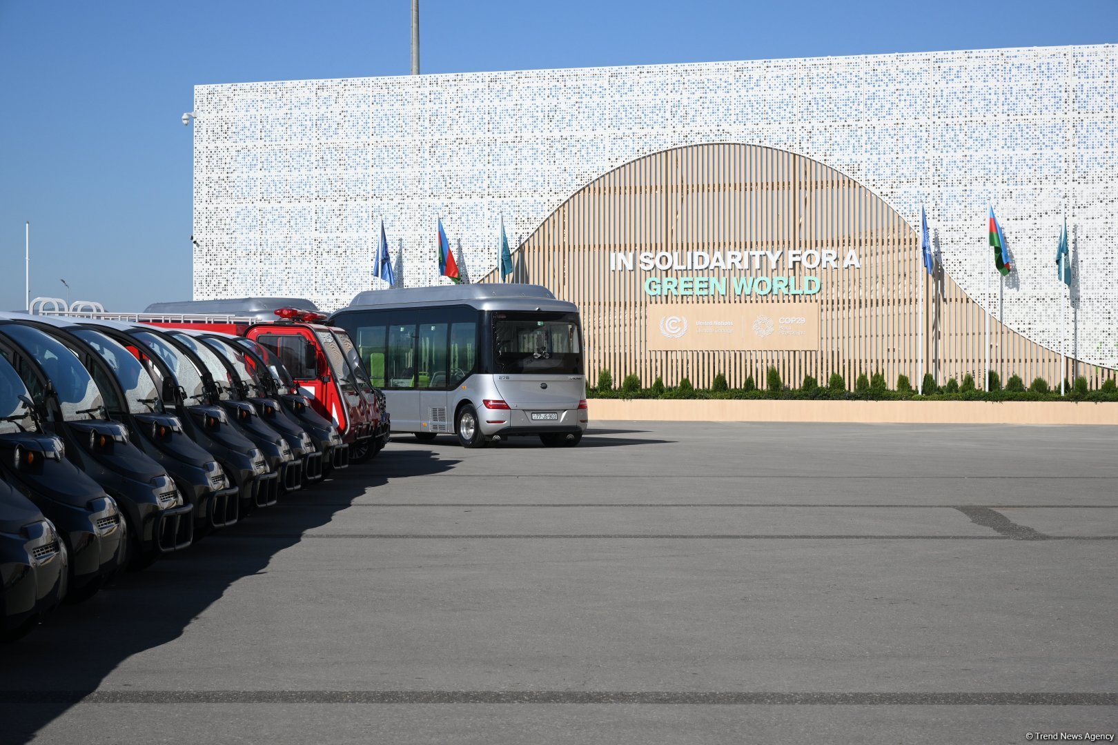 Представители СМИ ознакомились с завершительными работами в рамках COP29 (ФОТО)