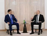 Президент Ильхам Алиев встретился с Президентом Монголии (ФОТО/ВИДЕО)