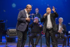 Юбилей Вагифа Асадова отметили концертом "Бакинские ночи" с известными исполнителями (ФОТО)