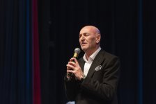Юбилей Вагифа Асадова отметили концертом "Бакинские ночи" с известными исполнителями (ФОТО)