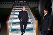 Президент Узбекистана прибыл в Азербайджан для участия в климатическом саммите (ФОТО)