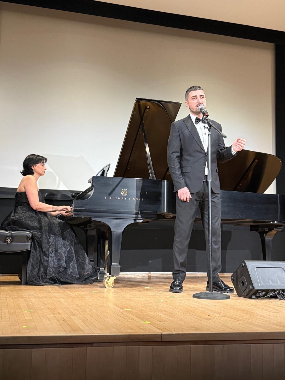 В Нью-Йорке прошел гала-концерт Международного конкурса композиторов, посвященный азербайджанским народным песням (ФОТО)