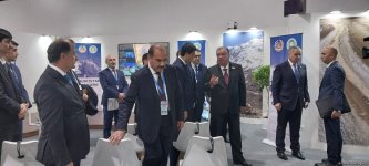 Эмомали Рахмон принял участие в официальном открытии павильона Таджикистана на COP29 (ФОТО)