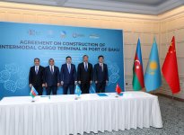 Азербайджан, Казахстан и Китай создали СП для строительства интермодального  терминала в Бакинском порту (ФОТО)