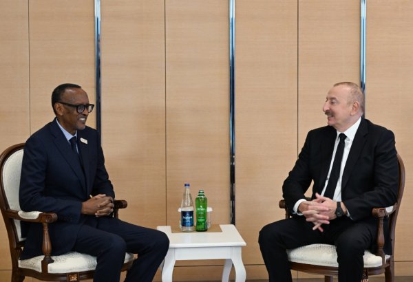 President Ilham Aliyev meets with President of Rwanda (PHOTO/VIDEO)