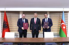 Azerbaijan, Albania sign MoU on media cooperation (PHOTO)
